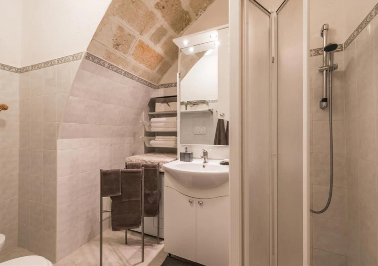 Casa Lucia Nel Cuore Di Полиньяно-а-Маре Экстерьер фото