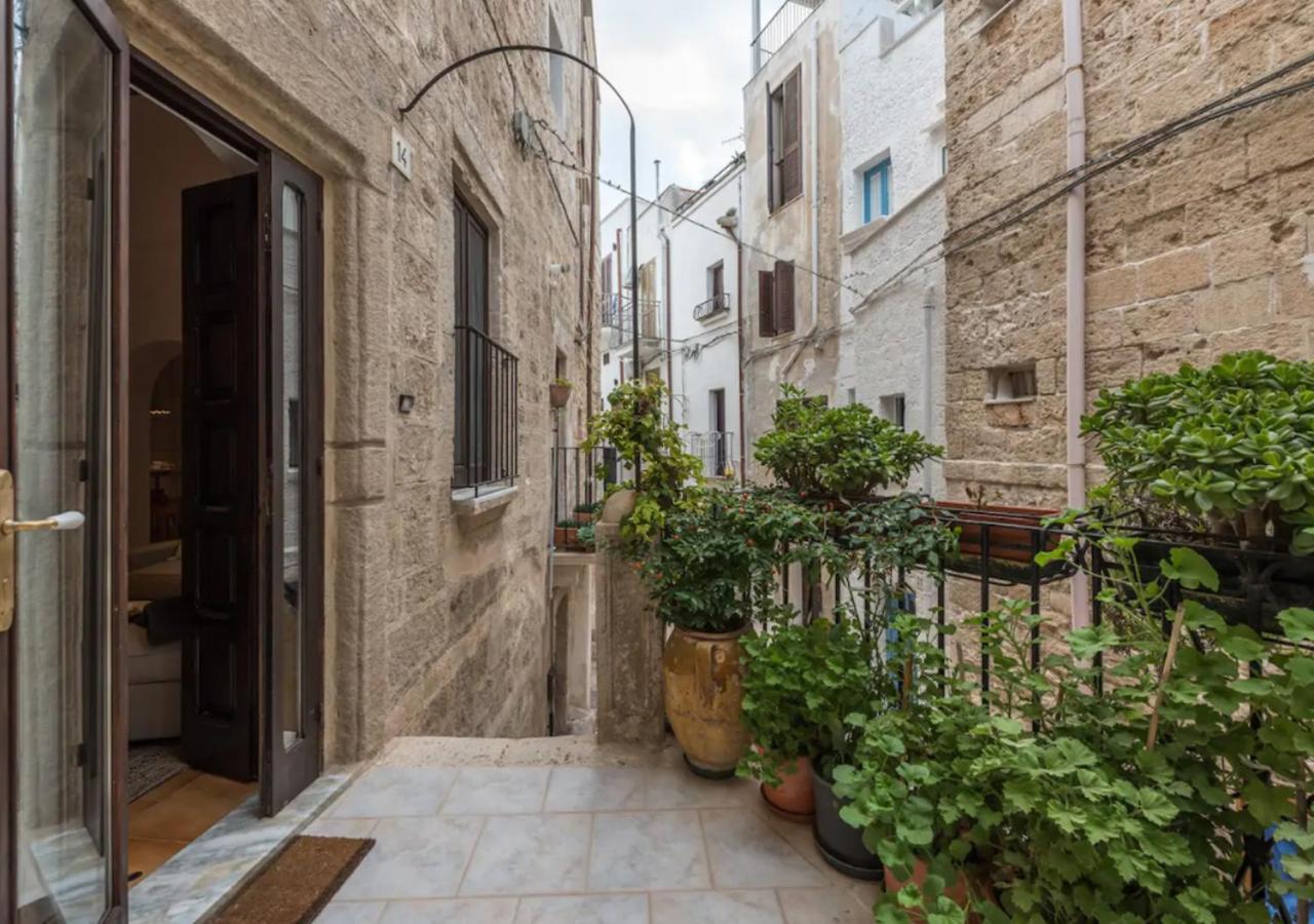 Casa Lucia Nel Cuore Di Полиньяно-а-Маре Экстерьер фото